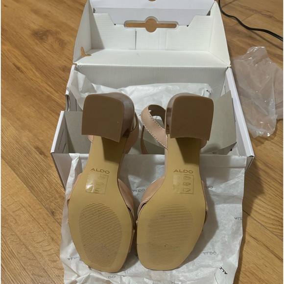 Aldo Laevia sandals in nude - Picture 4 of 5